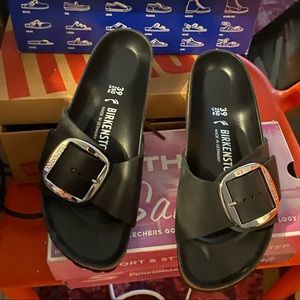 Birkenstock Madrid big buckle size 8 leather